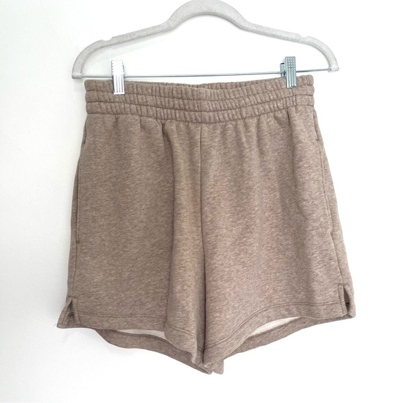 Abercrombie & Fitch Beige Tan Drawstring Sweatshorts Size Medium - Picture 2 of 12